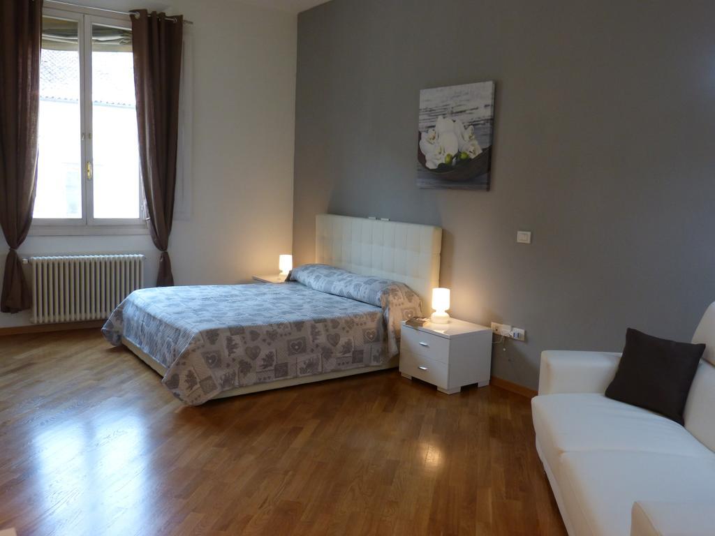 Apartmán Residenza Piazza Santo Stefano Boloňa Exteriér fotografie