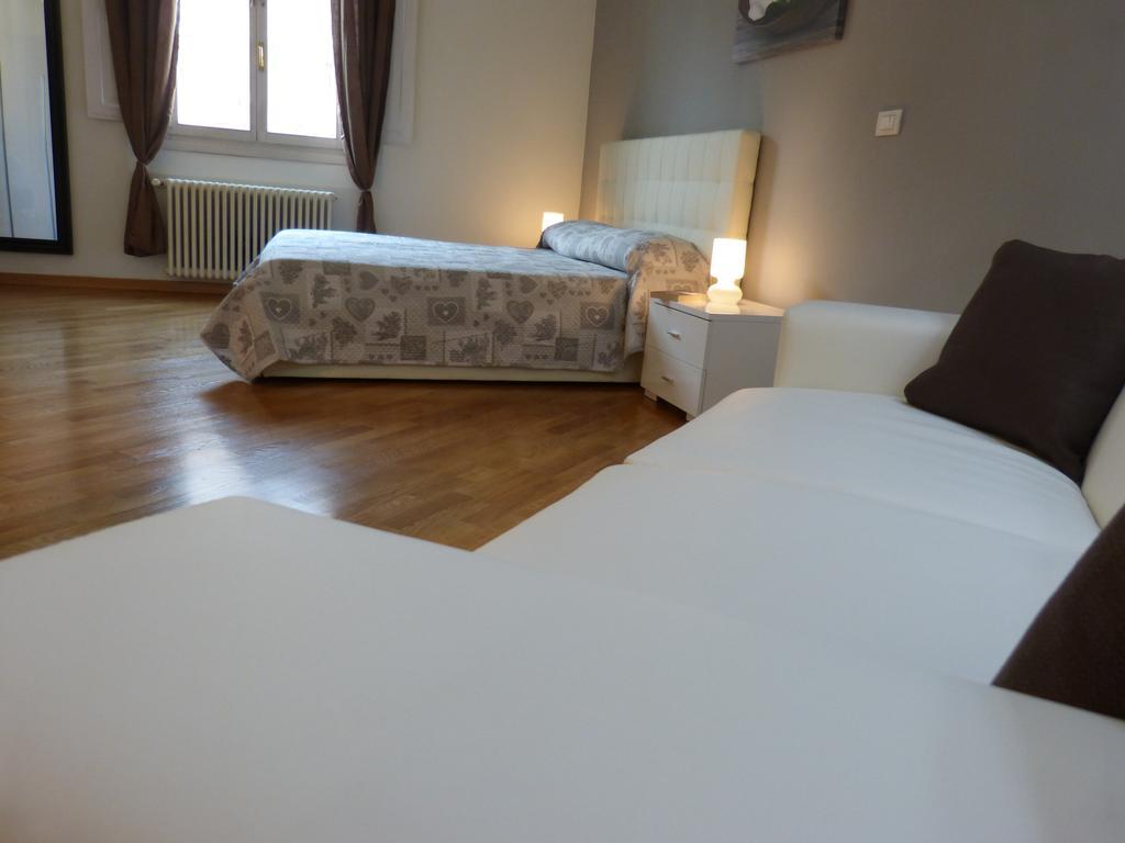 Apartmán Residenza Piazza Santo Stefano Boloňa Exteriér fotografie